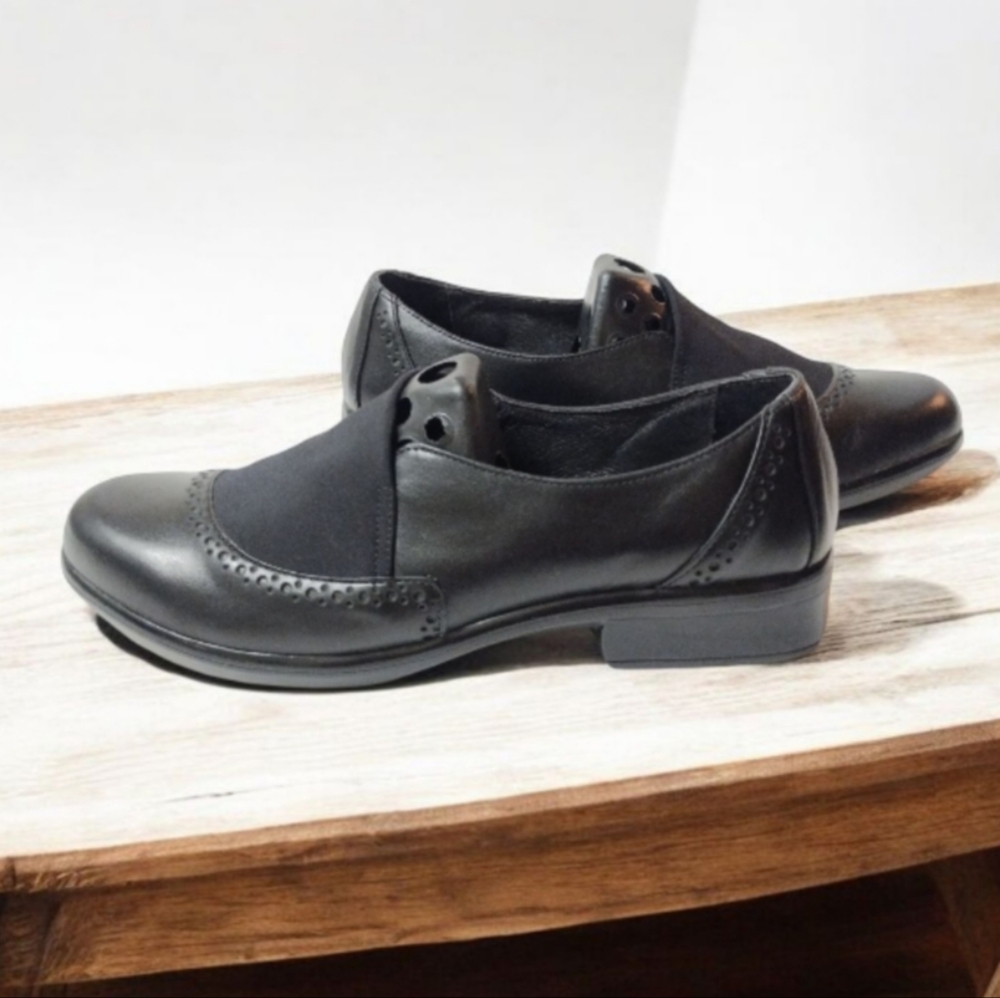 NAOT Womens Talas Mary Jane Slip-on Flat in Black Leather Size 10
